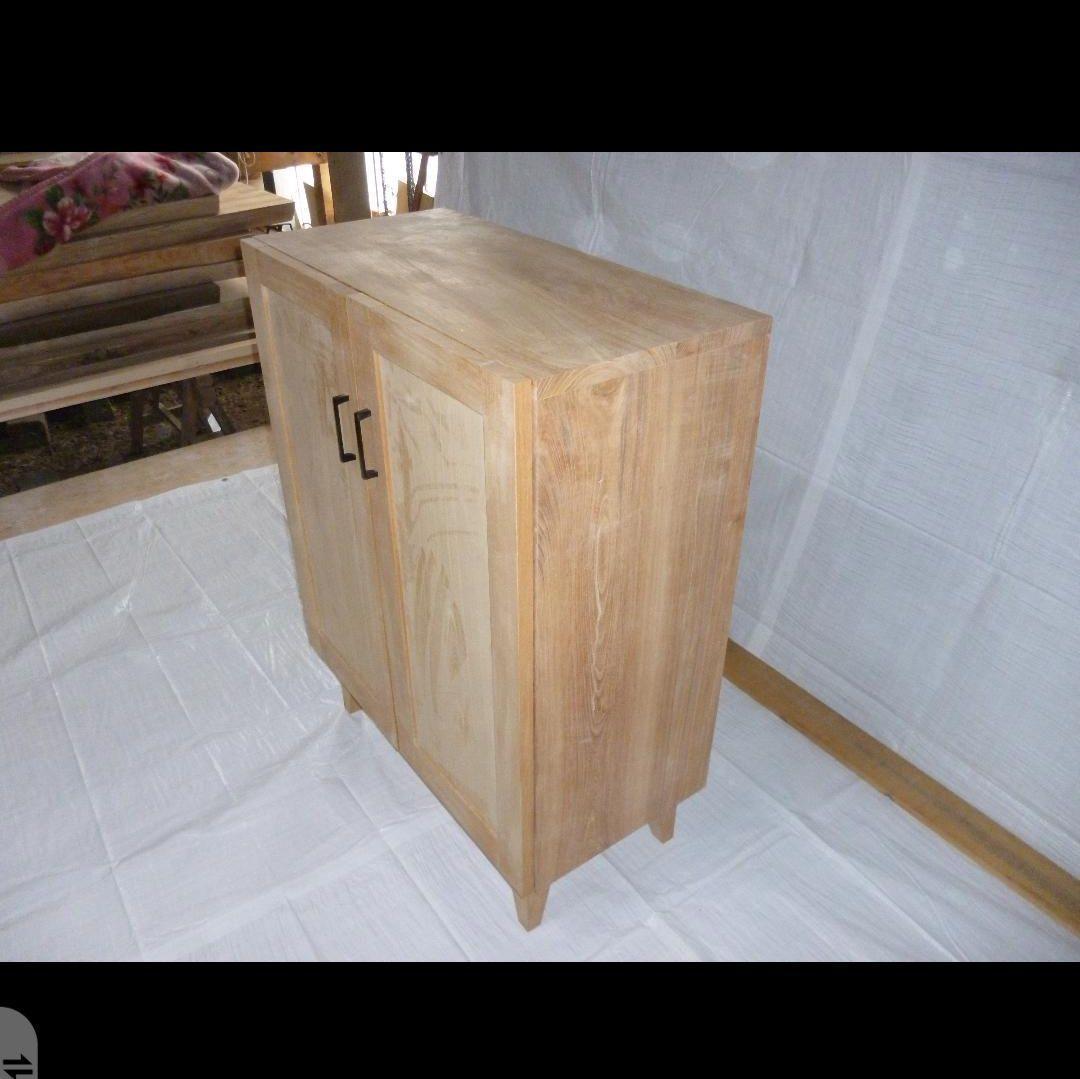 送料込み　欅　ケヤキ　観音開き　チェスト　無垢材　番号23